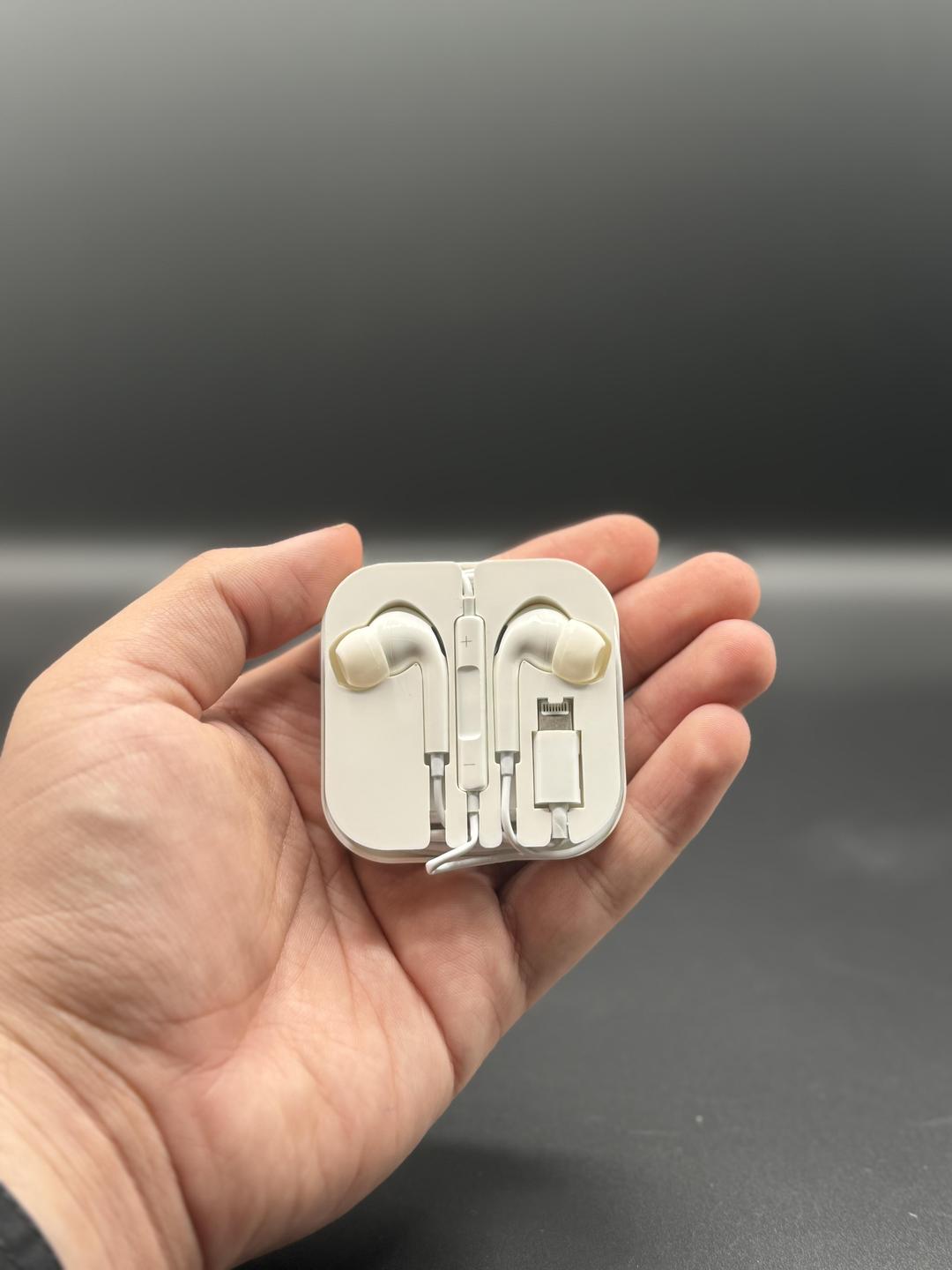 White Handsfree - Dust & Water Proof with Super Bass and Clear Voice